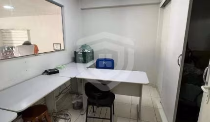 LOJA NO CENTRO COM 466 m²