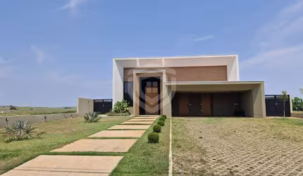 CASA TÉRREA NO CONDOMÍNIO RECANTO DOS NOBRES 1 | 4 SUÍTES | LAZER COMPLETO | MARAVILHOSA