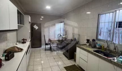Casa a venda no Condomínio Bosque da Saúde em Bauru