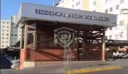 Apartamento condomínio jardim dos duques térreo