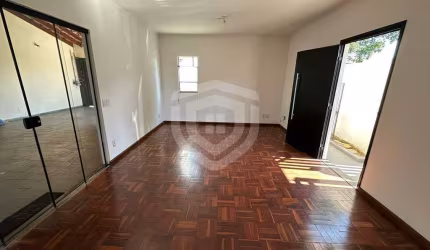 Casa para venda, 3 quartos, Jardim América