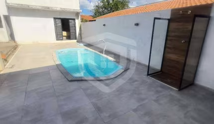 Casa moderna à Venda em Piratininga SP
