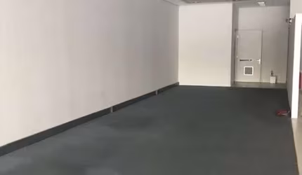 Loja/Salão em Penha de França - SP: 755m², locação por R$25.000
