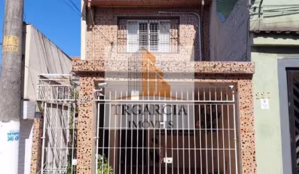 Casa Sobrado em Vila Formosa SP - 200m², 3 Dorms, 2 Banheiros - Venda R$595K