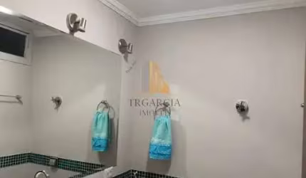 Espaçoso apartamento de 3 quartos em Tatuapé - São Paulo por R$742K