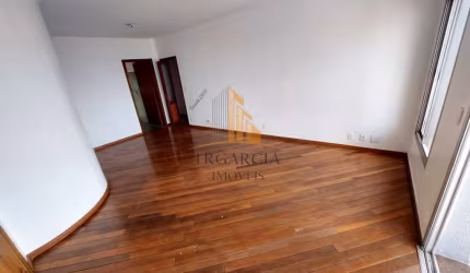Espaçoso apartamento de 229m² com 3 dormitórios e suíte no Bosque da Saúde - São Paulo por R$ 1.060.000,00. para venda