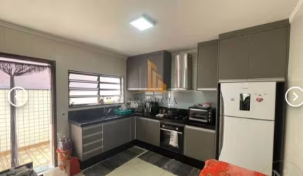 Casa Sobrado em Tatuapé - SP: 3 Dorms, 120m², 3 Banheiros - Venda e Locação por R$1.100.000