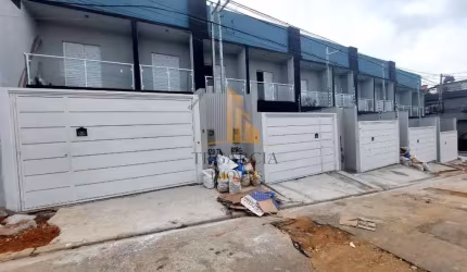 Casa Sobrado em Penha - 2 Suítes, 96m² por R$460k