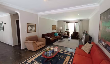 Venda | Casa com 343 m², 4 dormitórios, 3 vagas. Jardim Semiramis, Cotia SP