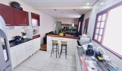 Casa à venda em Cotia, Residencial Caucaia I, com 2 quartos, com 72 m²