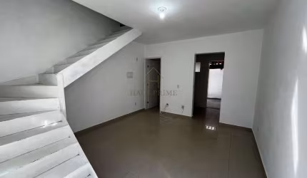 Venda | Casa com 50 m², 2 quartos, 1 vaga. Caucaia do Alto, Cotia SP