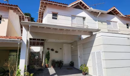 Casa à venda em Cotia, Jardim Rebelato, com 2 quartos, com 106 m², Condomínio Bosque dos Manacás