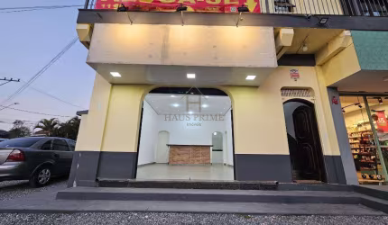 Ponto para alugar em Cotia, Centro, com 46 m²