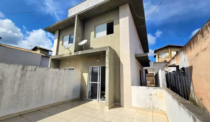 Casa à venda em Cotia, Residencial Pastoreiro, com 2 suítes, com 85 m², Condomínio Caucaia 1