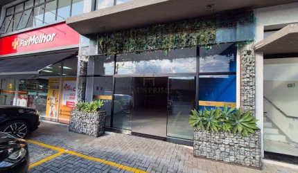 Ponto para alugar em Cotia, Granja Viana II, com 150 m²