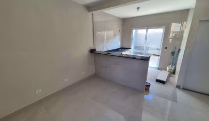 Casa para alugar em Cotia, Jardim Santa Paula, com 2 quartos, com 64 m²