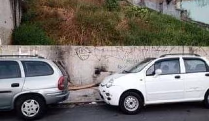 Terreno com 283m², Topografia em Aclive Localizado no Jardim Silveira em Barueri
