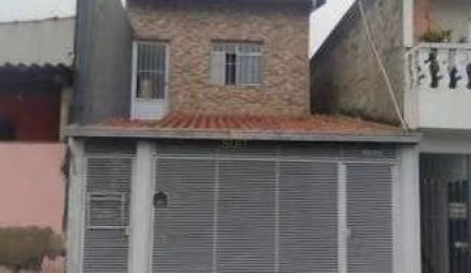 Sobrado com 130m², 3 Dorm, 2 Vagas e Área de Serviço em Parque Santa Tereza, Jan