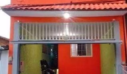 Casa com 4 Dorm, 2 Vagas e Bem Localizada em Jardim Silveira, Barueri/SP! Contat