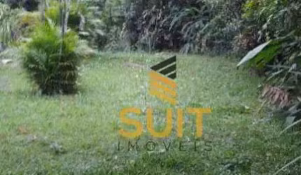 Alphaville 6 - Terreno com 360m², Leve Aclive e Ótima Localização em Santana de Parnaíba/SP! Contato: Suit (11) 94584-8250