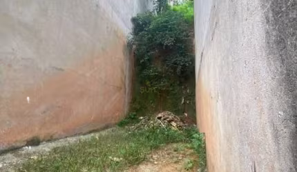 Terreno com 125 m², Em Aclive e Ótima Localização no Parque dos Camargos - Barue