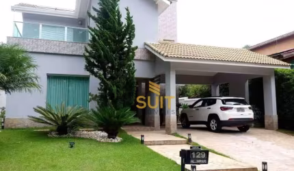 Morada Das Estrelas - Casa com 300 m², 4 Suítes, 2 Vagas, Hidro e Lazer com Churrasqueira em Barueri/SP! Contato: Suit (11) 94584-8250