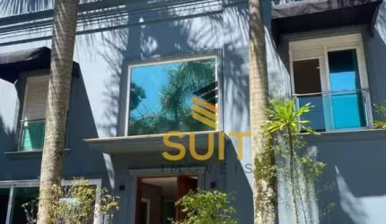 Residencial Zero - Casa com 470m², 4 Suítes, 4 Vagas e Área Gourmet em Barueri/SP! Contato: Suit (11) 94584-8250