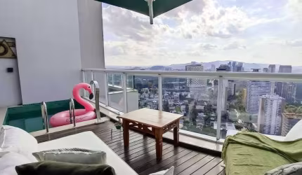 Novare - Cobertura Triplex com 169m², 2 Suítes, 2 Vagas, Mobiliado e Decorado em