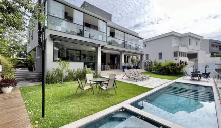 Cond Alphaville G.V. - PORT. FECHADA, 4 sts, elevador, piscina, fundos APP!