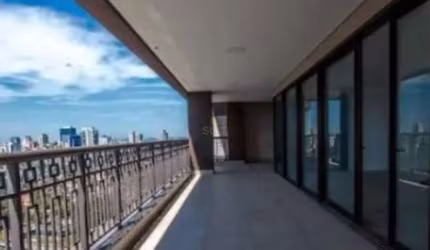 Myra Alphaville - Cobertura com 708m², 4 Suítes, Área Gourmet e 7 Vagas em Barue