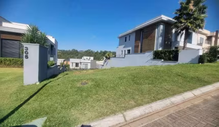 Terreno à venda, 420 m² por R$ 2.400.000 - Tamboré - Santana de Parnaíba/SP Cont