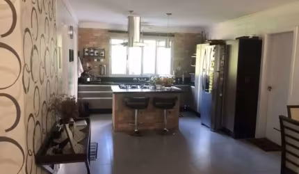 Casa com 4 dormitórios à venda, 300 m² por R$ 1.700.000 - Tarumã - Santana de Parnaíba/SP! Contato: Suit (11) 94584-8250