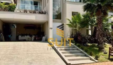 Gênesis I - Casa com 370m², 4 Suítes, 4 Vagas, Varanda e Closet em Santana de Parnaíba/SP! Contato: Suit (11) 94584-8250