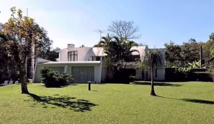 Casa com 5 dormitórios à venda, 804 m² por R$ 3.200.000 - Chácara de La Rocca -