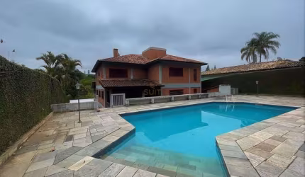 Sobrado com 4 dormitórios à venda, 742 m² por R$ 1.650.000 - Granja Viana - Coti