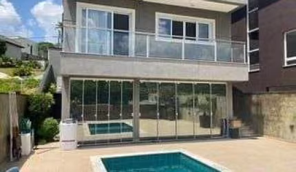 New Ville - Casa Espetacular com 4 Suítes, 4 Vagas, Sala de Cinema e Piscina em