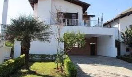 Residencial 6 - Casa de 400m² AC, 5 Dormitórios (2 Suites), Cozinha Ampla, Pisci