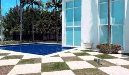 Residencial Zero - Casa com 1.700m², 5 Suítes, 10 Vagas e Repleto de Lazer em Ba