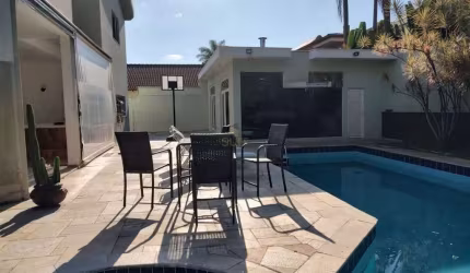 Residencial 02 - Casa com 700m², 4 Dorm(4 Suítes), 9 Vagas e Muíto Lazer na Área