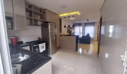 Solar Residence - Casa com 90m², 3 Dorm (1 Suíte), 2 Vagas, Churrasqueira e Muit