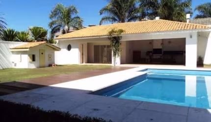 Casa com 4 dormitórios à venda, 500 m² por R$ 7.500. - Tamboré - Santana de Parn