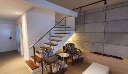 Casa com 4 dormitórios à venda, 260 m² por R$ 3.086.000 - Tamboré - Santana de P