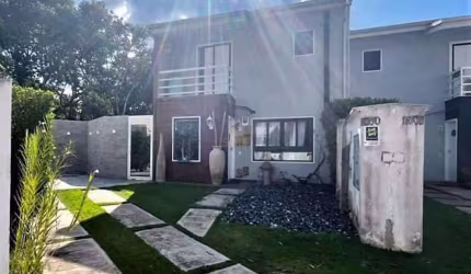 Sobrado com 3 dormitórios à venda, 147 m² por R$ 1.200.000 - Bosque do Vianna -