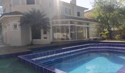 Casa com 4 dormitórios à venda, 464 m² por R$ 5.000. - Alphaville - Santana de P