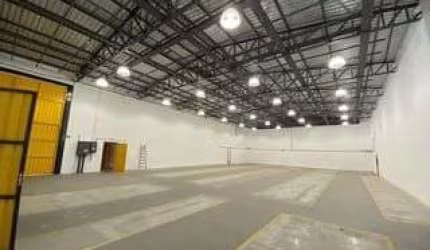 Galpão Comercial na Aldeia de Barueri: Espaço Amplo e Estratégico para Seu Negóc