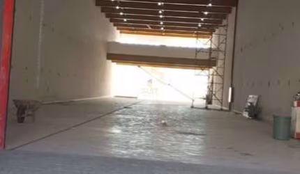 Prédio Comercial com 1000 m², Ótima Localização no Parque das Iglesias - Jandira
