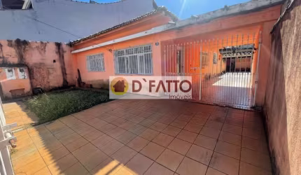 Casa à venda, 300 m²  R$ 730.000,00
