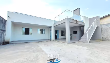 Casa a venda faixa mar balneário Shangril-lá