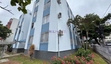 Apartamento de 3 quartos no coração do Kobrasol