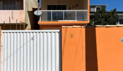 Casa ampla e moderna com 3 quartos (2 suítes) por apenas R$ 240.000,00!